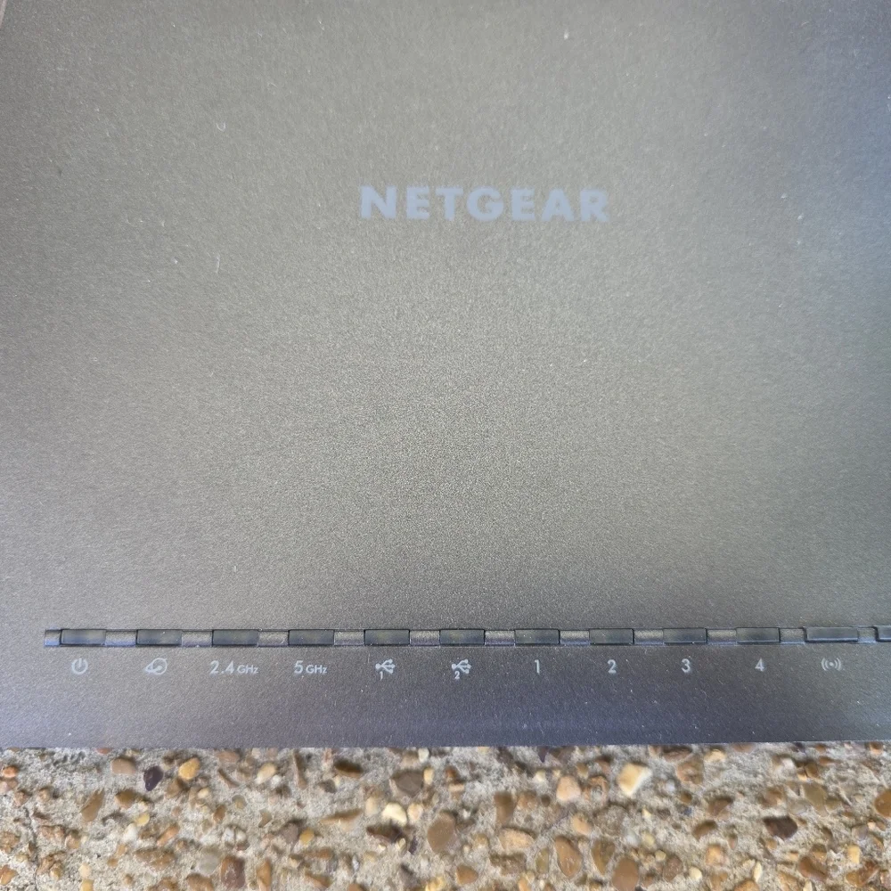 NETGEAR Nighthawk AC1900 Smart WiFi Router Internet R7000 - Picture 12 of 13